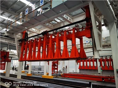 Gru per la movimentazione di blocchi AAC